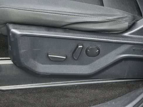 Used 2022 Ford F150 XLT w/ Equipment Group 302A High image 12