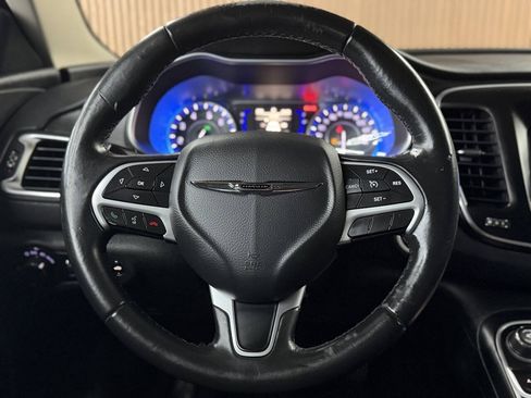 Used 2017 Chrysler 200 LX FWD image 15
