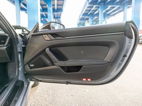 Used 2025 Porsche 911 Carrera 4 GTS image 46