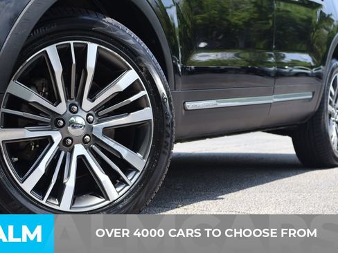 Used 2016 Ford Explorer Platinum AWD/4WD image 2