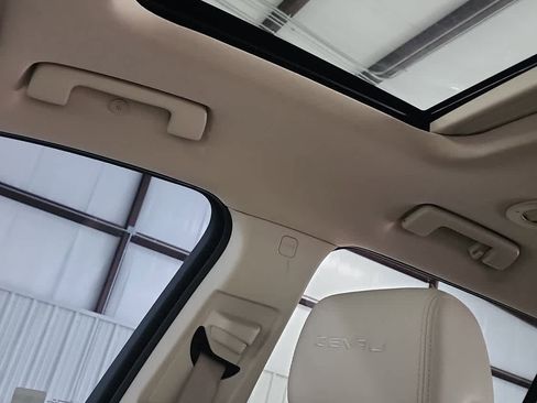 Used 2020 GMC Acadia Denali w/ Trailering Package image 33