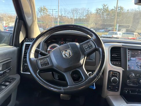 Used 2018 RAM 1500 Big Horn image 14