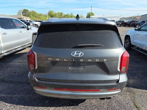 Used 2024 Hyundai Palisade Calligraphy image 5