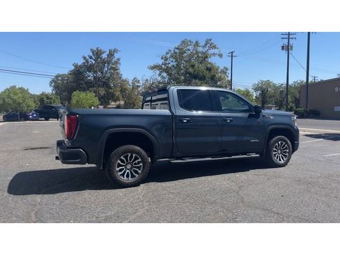 Used 2019 GMC Sierra 1500 AT4 w/ AT4 Premium Package image 3