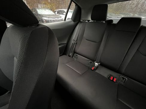 Used 2025 Toyota Prius LE image 33