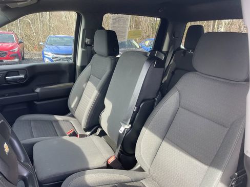 Used 2023 Chevrolet Silverado 1500 Custom image 24