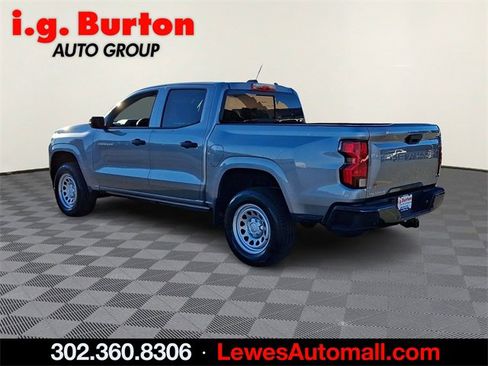 Used 2025 Chevrolet Colorado W/T w/ Advanced Trailering Package image 4