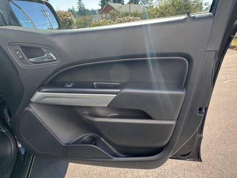 Used 2022 Chevrolet Colorado ZR2 w/ LPO, Door Decal Package image 9