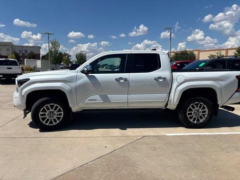 Certified 2024 Toyota Tacoma Limited w/ Limited Package (LT) AWD/4WD image 5