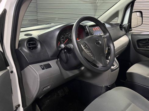 Used 2020 Nissan NV200 S image 13