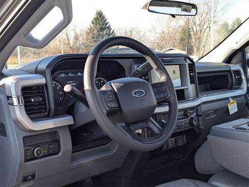 New 2026 Ford F350 XL w/ XL Chrome Package image 5