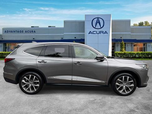 Certified 2024 Acura MDX SH-AWD w/ Technology Package image 4