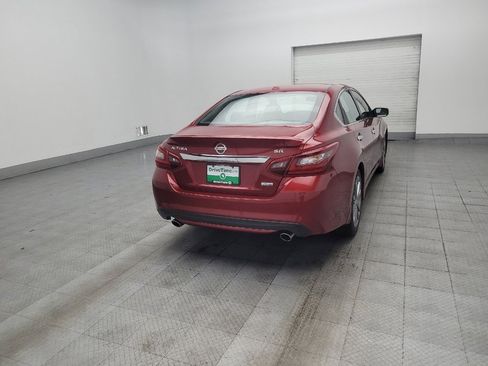 Used 2018 Nissan Altima 2.5 SR w/ SR Special Edition image 9