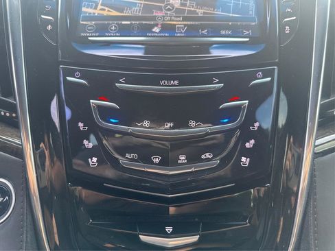 Used 2016 Cadillac Escalade Platinum RWD image 24