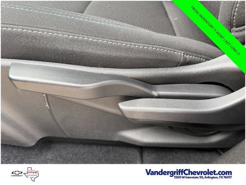 Used 2025 Chevrolet Equinox EV LT FWD image 24