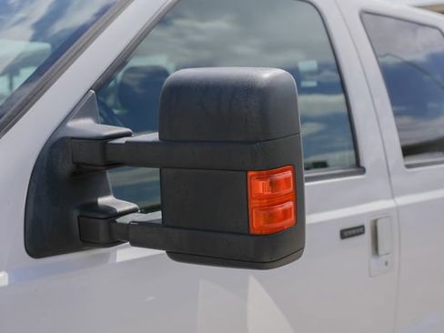 Used 2015 Ford F250 Lariat w/ Lariat Ultimate Package AWD/4WD image 18