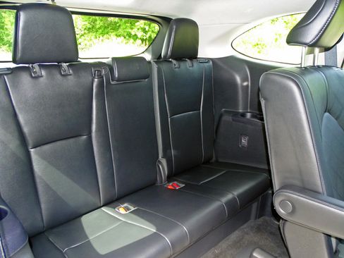 Used 2022 Toyota Highlander Platinum image 21