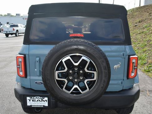 Used 2022 Ford Bronco Outer Banks image 6