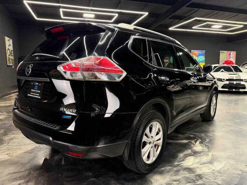 Used 2014 Nissan Rogue SV AWD/4WD image 5