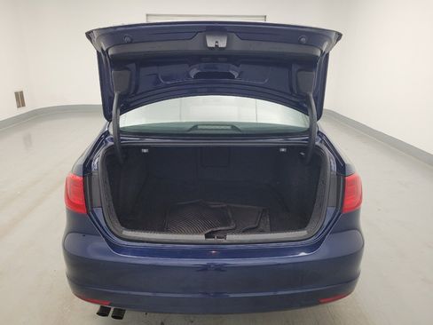 Used 2014 Volkswagen Jetta SE FWD image 29