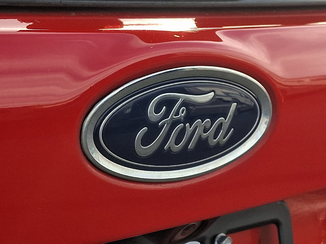 Used 2016 Ford Focus SE w/ SE Sport Package FWD image 30
