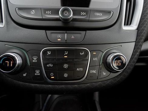 Used 2023 Chevrolet Malibu LT image 21