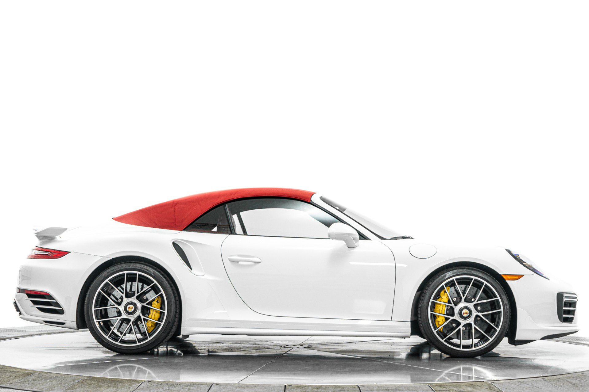 Used 2019 Porsche 911 Turbo S AWD/4WD image 18