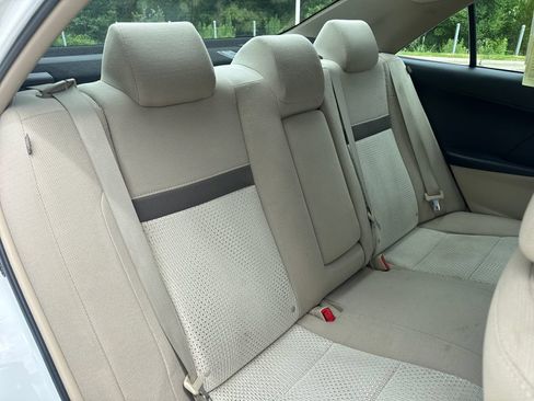 Used 2013 Toyota Camry FWD image 33