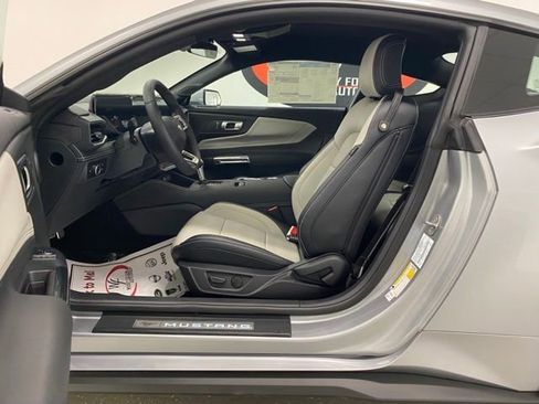 New 2025 Ford Mustang Premium image 11