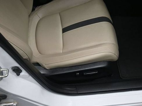 Used 2020 Honda Civic Touring image 35
