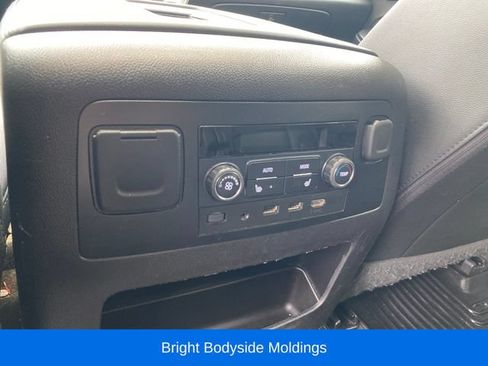 Used 2018 Chevrolet Tahoe LT w/ LT Signature Package AWD/4WD image 21