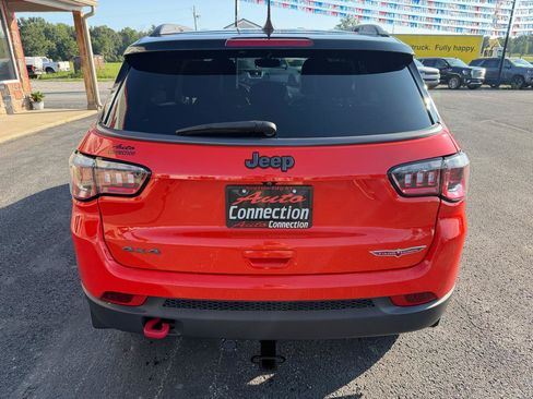 Used 2020 Jeep Compass Trailhawk w/ Leather Interior Group AWD/4WD image 5