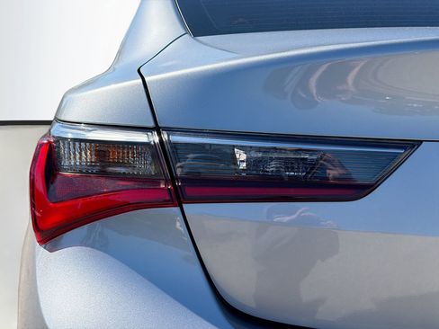 Used 2020 Acura ILX Premium Package image 11