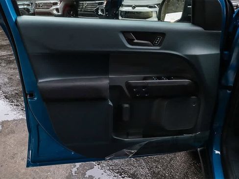 New 2025 Ford Maverick XL image 22