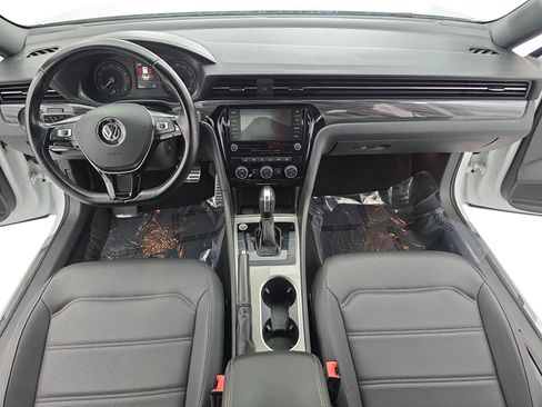 Used 2021 Volkswagen Passat 2.0T R-Line FWD image 9