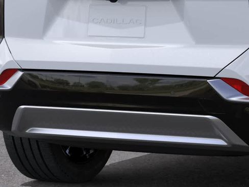 New 2026 Cadillac Optiq Luxury 2 AWD/4WD image 14