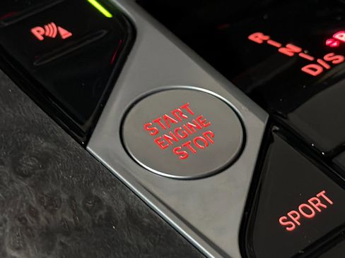 Used 2026 BMW X5 xDrive40i w/ M Sport Package image 18