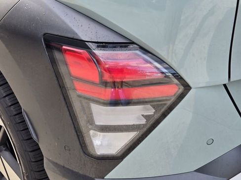 Used 2024 Hyundai Kona Limited image 9