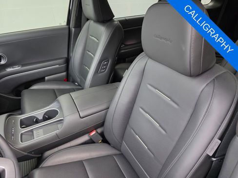 Used 2026 Hyundai Palisade Calligraphy image 11