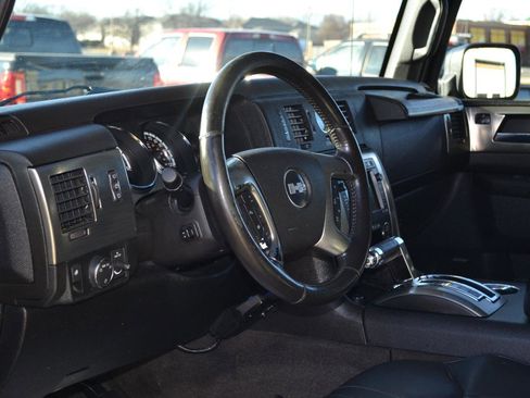 Used 2009 HUMMER H2 Luxury image 13
