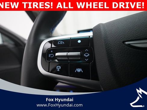 Used 2025 Genesis GV80 2.5T Standard image 18