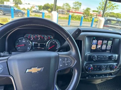 Used 2017 Chevrolet Silverado 1500 LT w/ Texas Edition AWD/4WD image 7