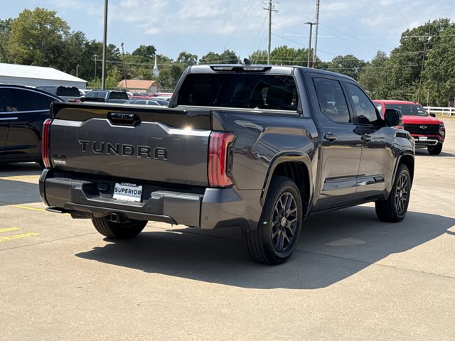 Used 2024 Toyota Tundra Platinum AWD/4WD image 2