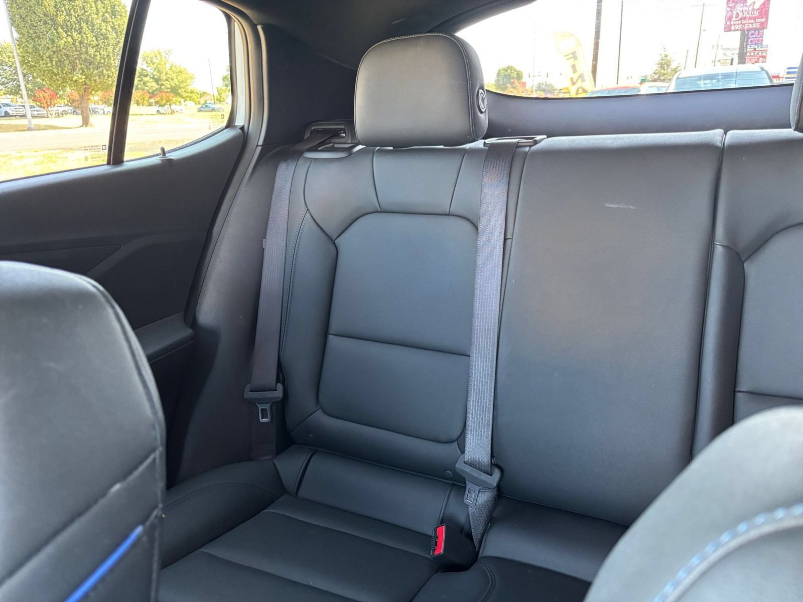 Used 2025 Buick Envista Sport Touring FWD image 37