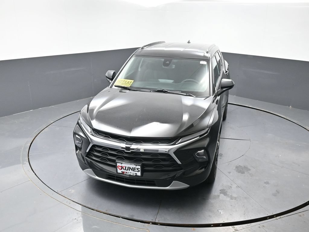 New 2026 Chevrolet Blazer LT w/ Convenience Package AWD/4WD image 32