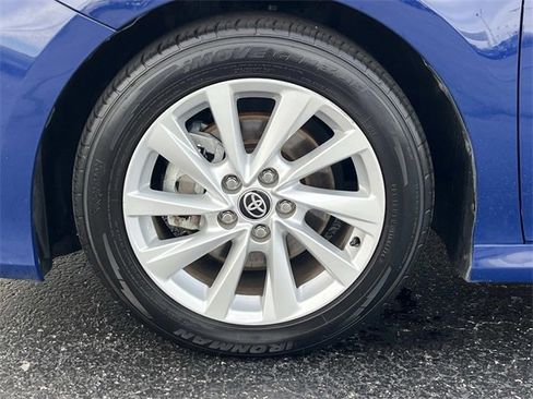 Used 2024 Toyota Camry LE image 10