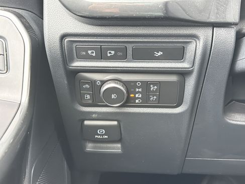 Used 2022 Ford F150 XLT w/ Equipment Group 302A High AWD/4WD image 40