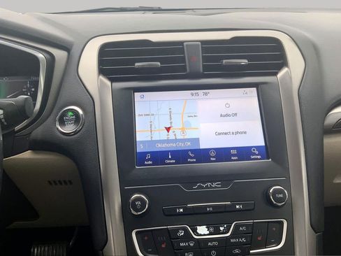 Used 2020 Ford Fusion SEL FWD image 7