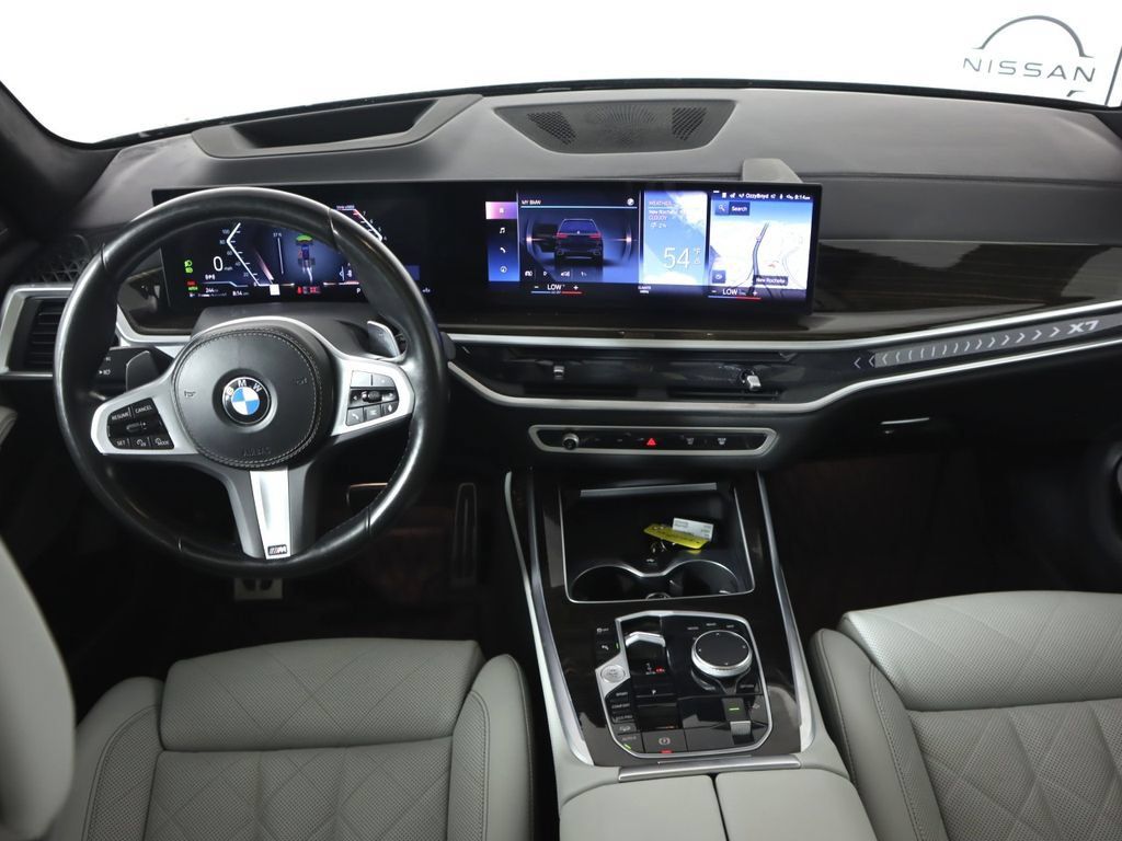Used 2023 BMW X7 xDrive40i w/ M Sport Package AWD/4WD image 24