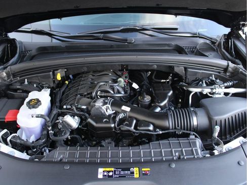 New 2025 Jeep Grand Cherokee Limited w/ Luxury Tech Group II image 37